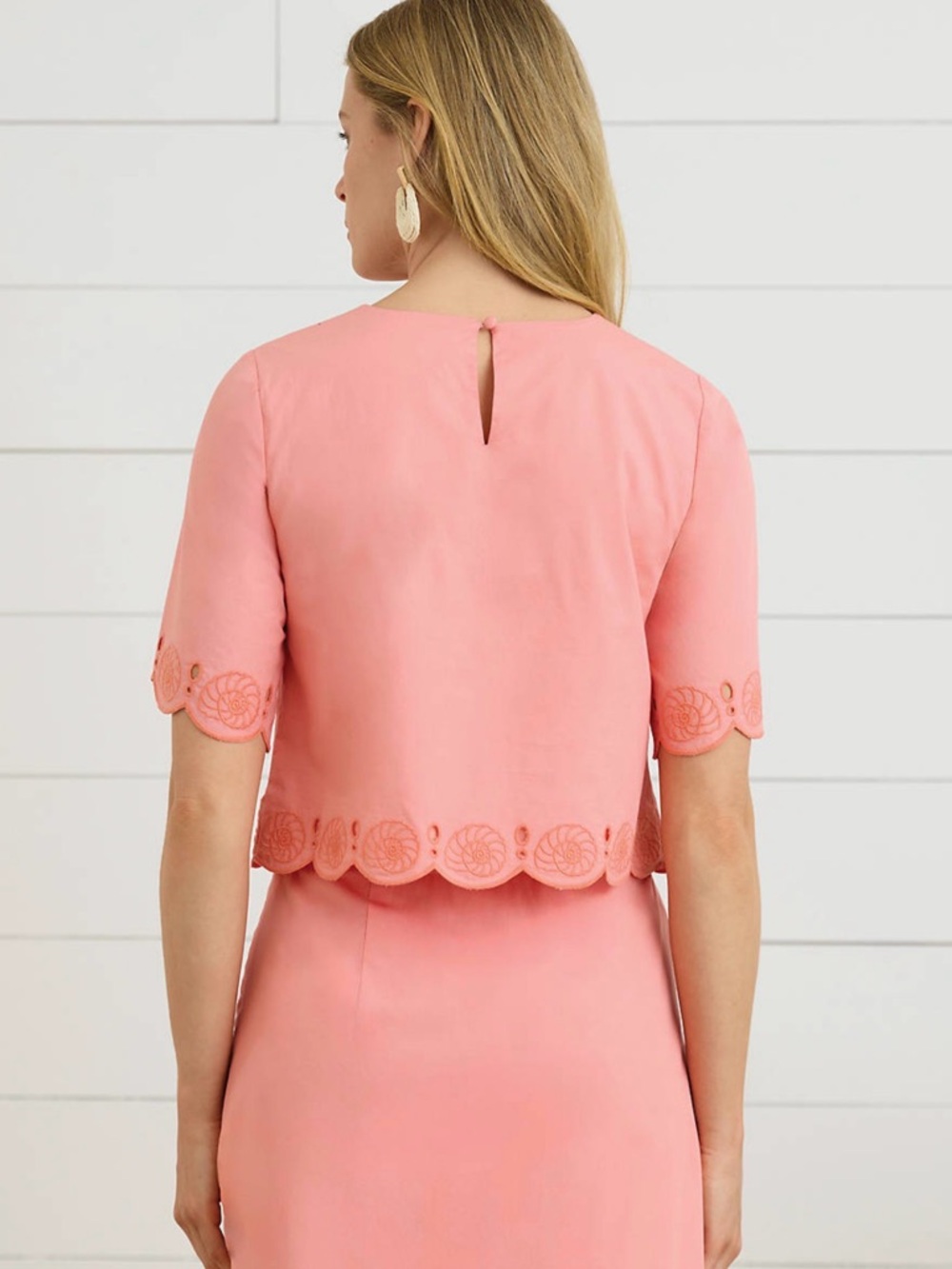 crown & ivy Sewing Down South Coral Blast Embroidered Top and Skirt Set - Picture 2 of 11